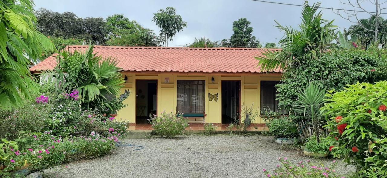 Cabinas Bahia Uvita - Marino Ballena National Park Lodge Exterior photo